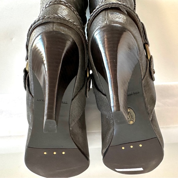FRYE VICKI TALL GRAY DISTRESSED HARNESS BRAIDED LEATHER HIGH HEEL BOOTS NWT! Sz6 - Picture 8 of 13